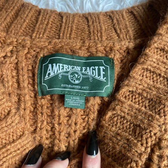 American Eagle Burnt Orange Sweater - Size Large (fits smaller oversized) - Picture 2 of 3